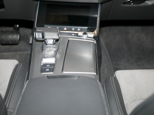 201945TFSI xӸ п؅^