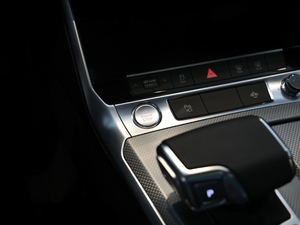 201945TFSI xӸ п؅^