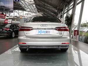 201945TFSI quattro x 	