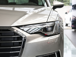 201945TFSI quattro x 