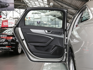 201945TFSI quattro x ܇T