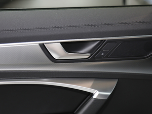 201945TFSI quattro x g