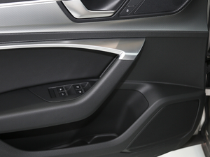 201945TFSI quattro x g