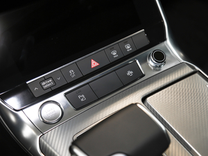 201945TFSI quattro x п؅^(q)