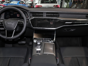 201945TFSI quattro x п_