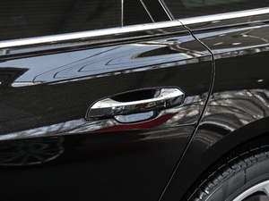 201945TFSI quattro  ^