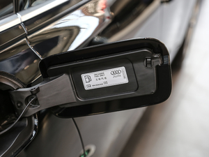 201945TFSI quattro  ^