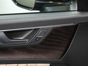 201945TFSI quattro  g