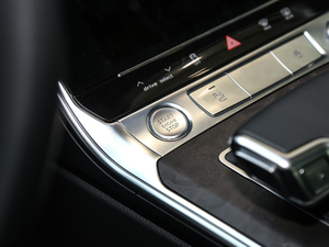 201945TFSI quattro  п؅^