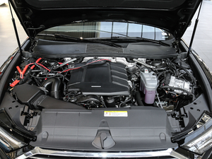 201945TFSI quattro  lәC