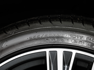 201940TFSI A(dng) ݆̥ߴ