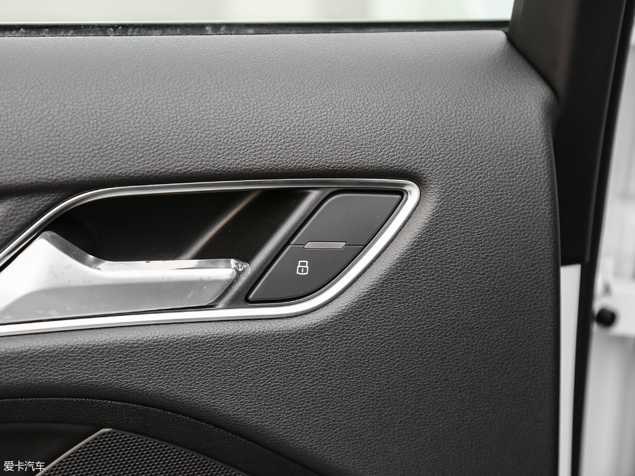 2019WA3 Sportback 35 TFSIr V