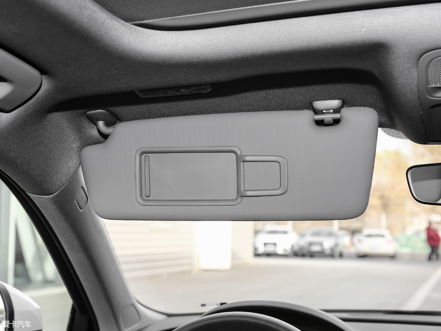 2019?yun)WA3 Sportback 35 TFSIr(sh) (gu)V