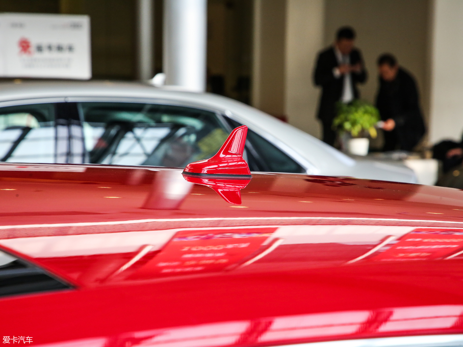 2019��W��A3 Sportback 35 TFSI�r���� ��V