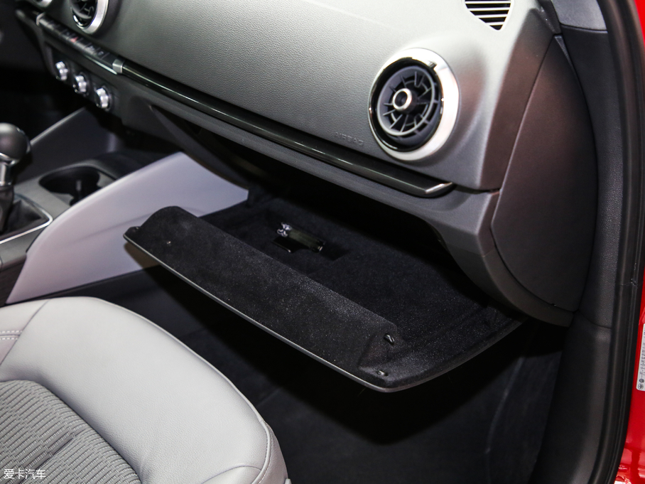 2019WA3 Sportback 35 TFSIr V