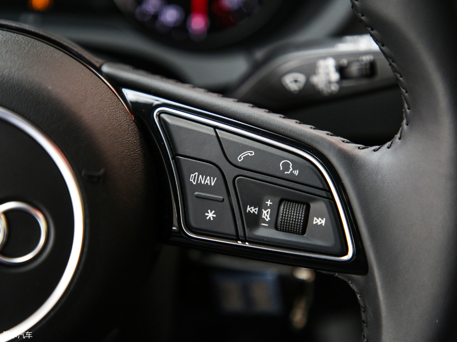 2019WA3 Sportback 35 TFSIr V