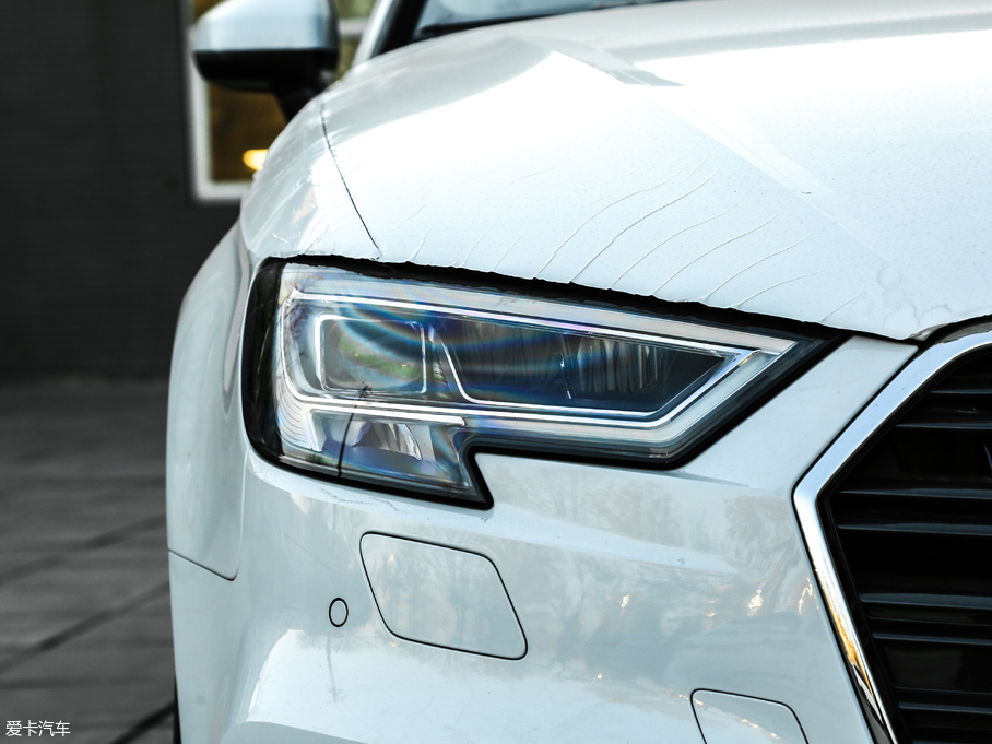 2019��W��A3 Sportback 35 TFSI�\���� ��VI