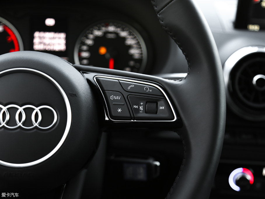 2019��?yu��n)W��A3 Sportback 35 TFSI�\(y��n)��(d��ng)�� ��VI