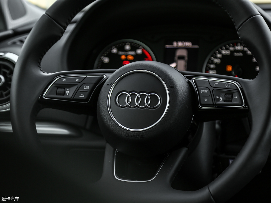 2019WA3 Sportback 35 TFSI\ VI