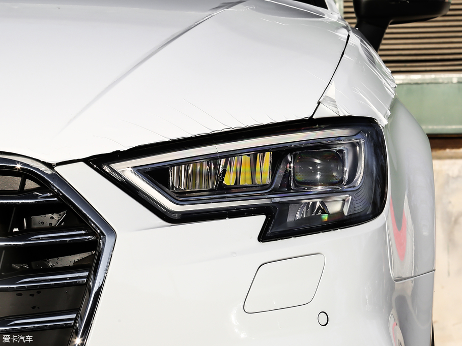 2019��W��A3 Sportback 35 TFSI�L���� ��VI