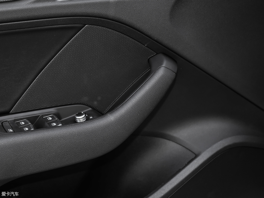 2019WA3 Sportback 35 TFSIL VI