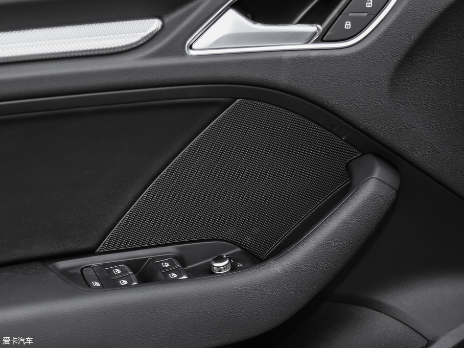 2019?yun)WA3 Sportback 35 TFSIL(fng) (gu)VI