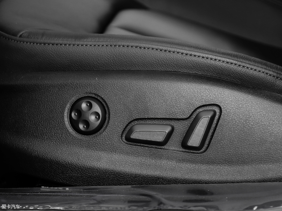 2019WA3 Sportback 35 TFSIL VI