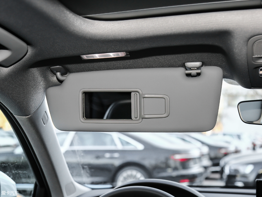 2019?yun)WA3 Sportback 35 TFSIL(fng) (gu)VI