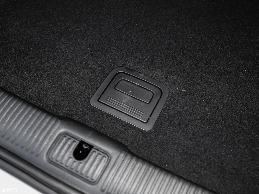 2019?yun)WA3 Sportback 35 TFSIL(fng) (gu)VI