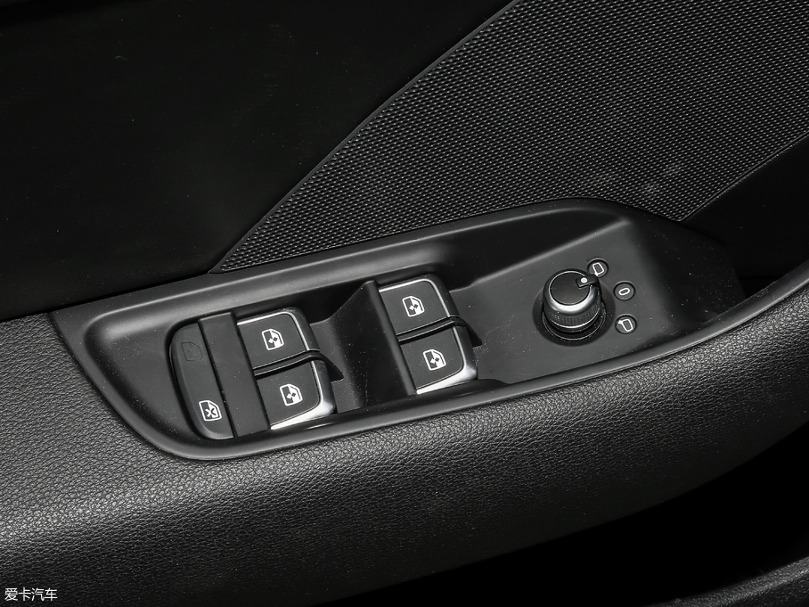 2019WA3 Sportback 35 TFSIL VI