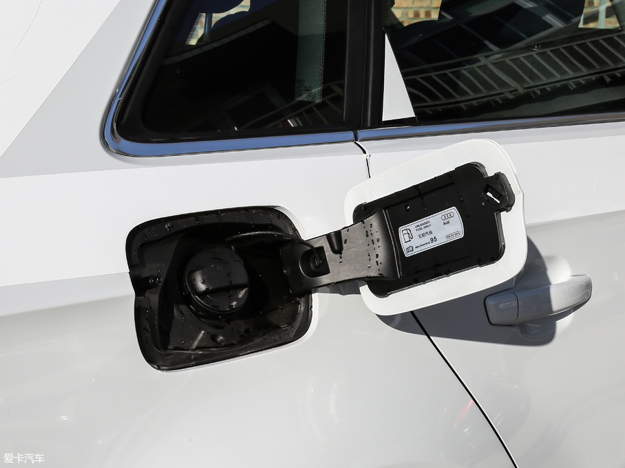 2019��W��A3 Sportback 35 TFSI�Mȡ�� ��VI