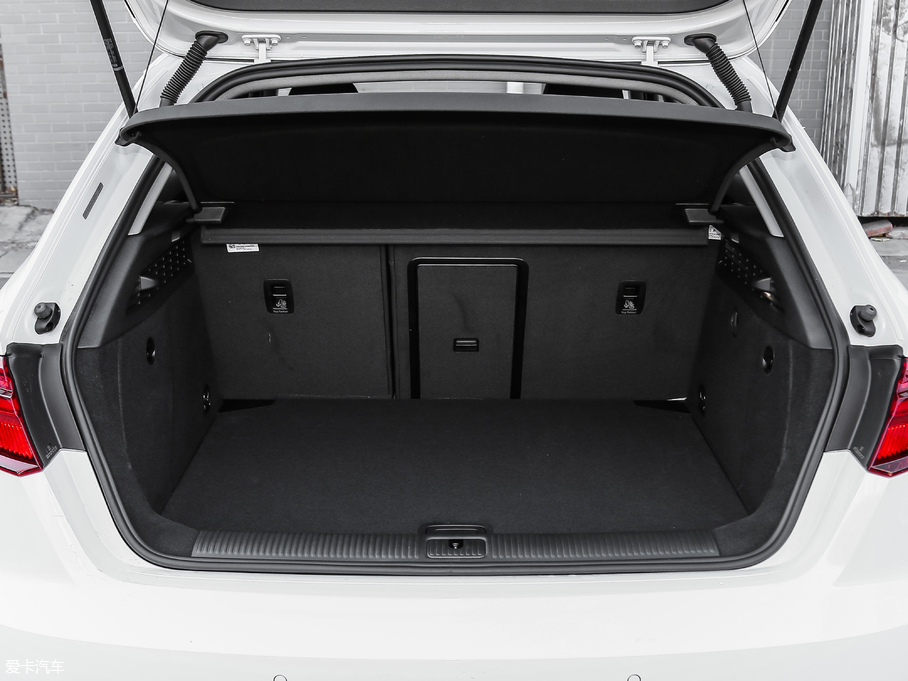 2019��W��A3 Sportback 35 TFSI�Mȡ�� ��VI