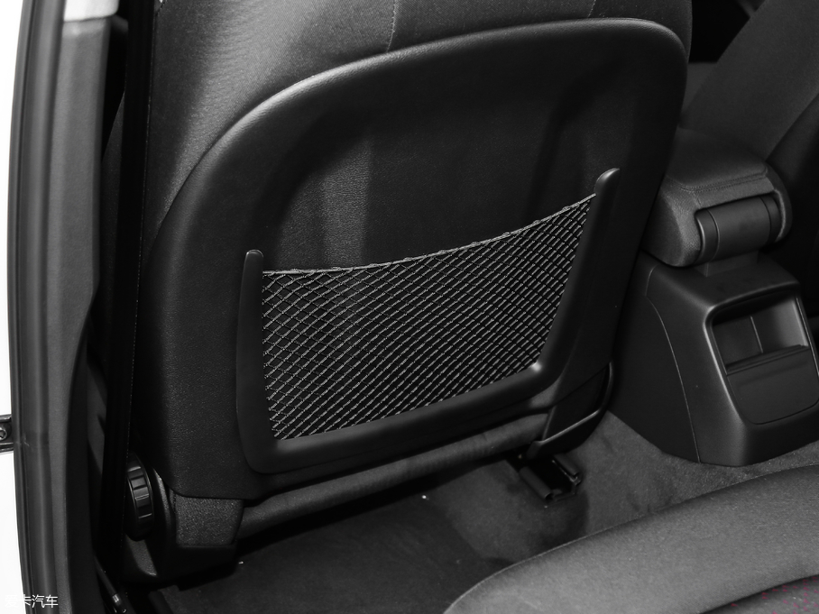 2019WA3 Sportback 35 TFSIM(jn)ȡ VI