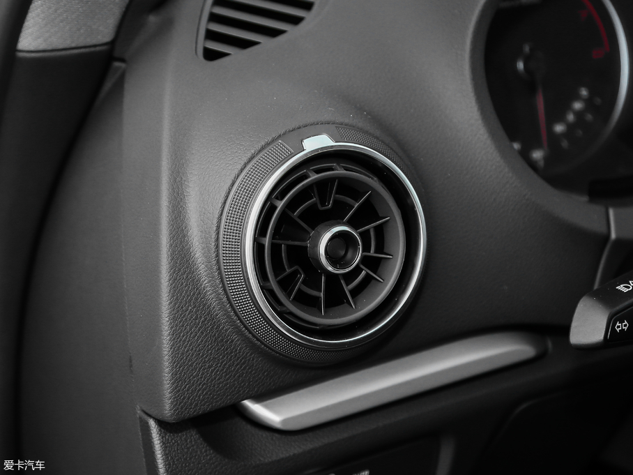 2019��W��A3 Sportback 35 TFSI�Mȡ�� ��VI