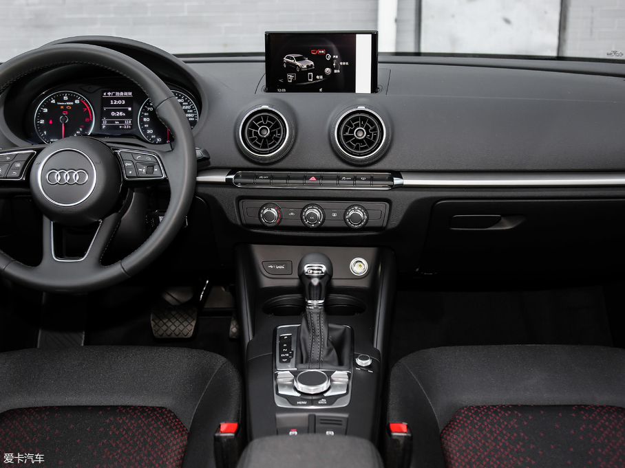 2019?yun)WA3 Sportback 35 TFSIM(jn)ȡ VI