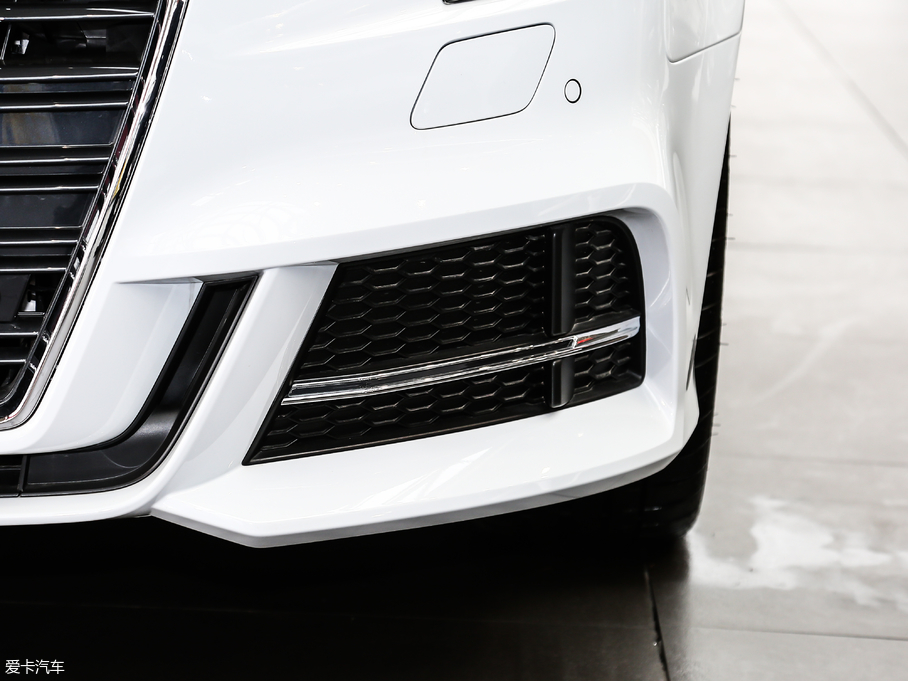 2019WA3 Sportback 40 TFSI\ VI