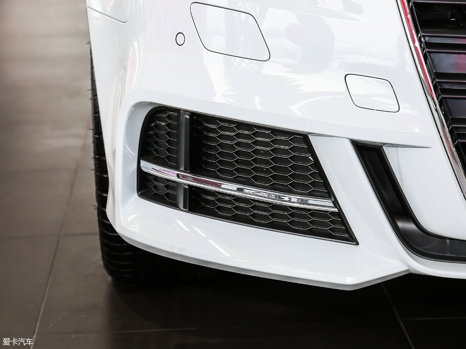 2019WA3 Sportback 40 TFSI\ VI