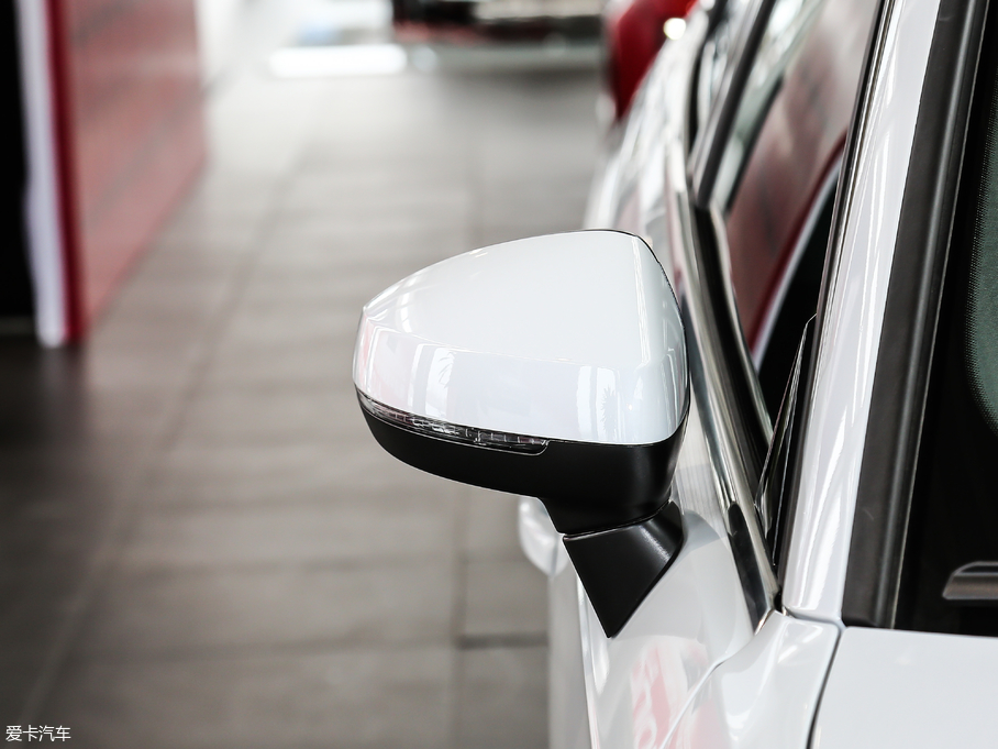 2019WA3 Sportback 40 TFSI\ VI