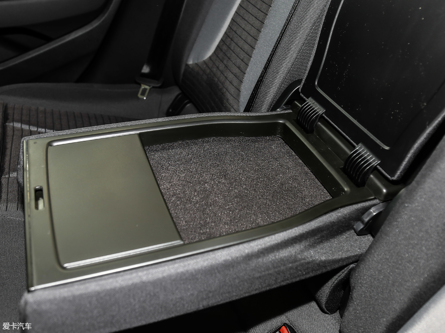 2019WA3 Sportback 40 TFSI\ VI