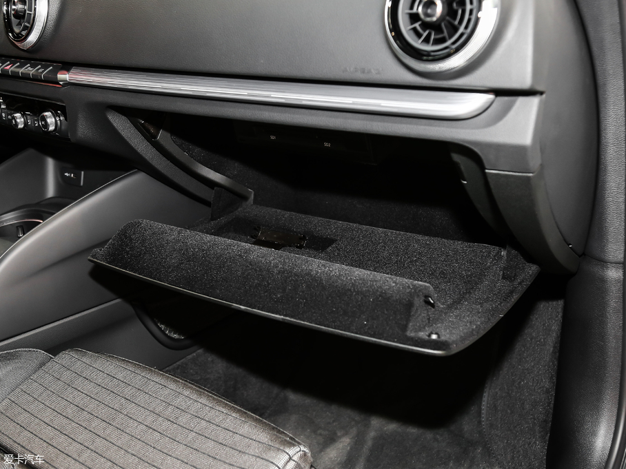 2019WA3 Sportback 40 TFSI\ VI