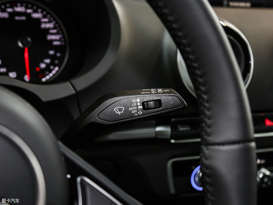 2019WA3 Sportback 40 TFSI\ VI