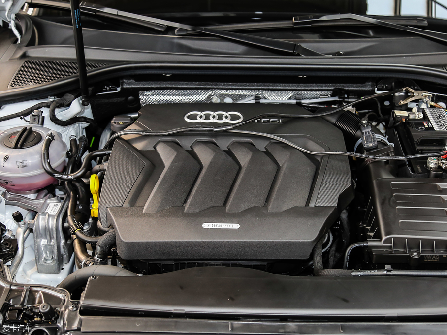 2019WA3 Sportback 40 TFSI\ VI