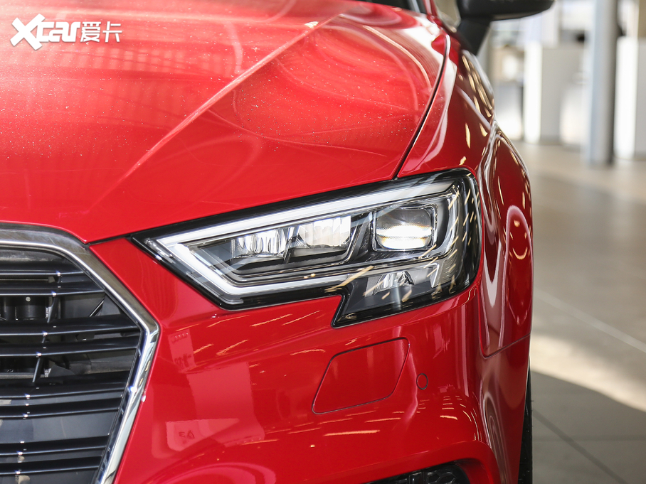 2019WA3 Sportback 35 TFSIr VI