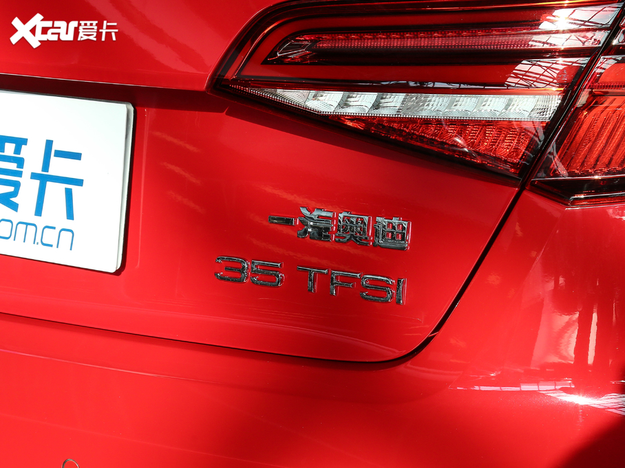 2019WA3 Sportback 35 TFSIr VI