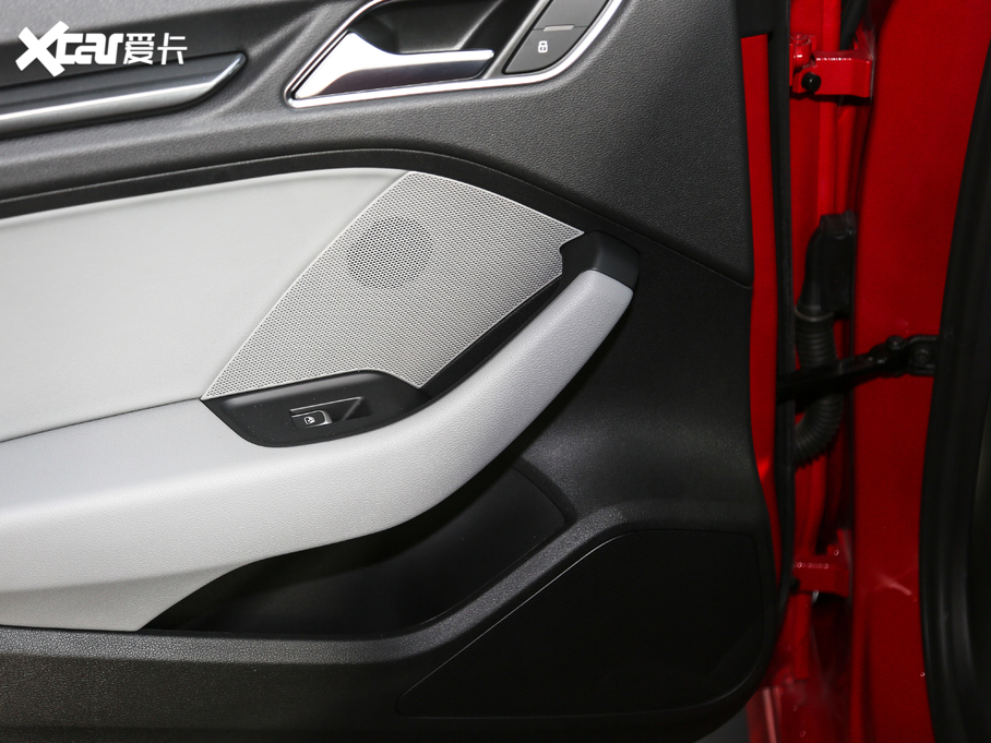 2019WA3 Sportback 35 TFSIr VI