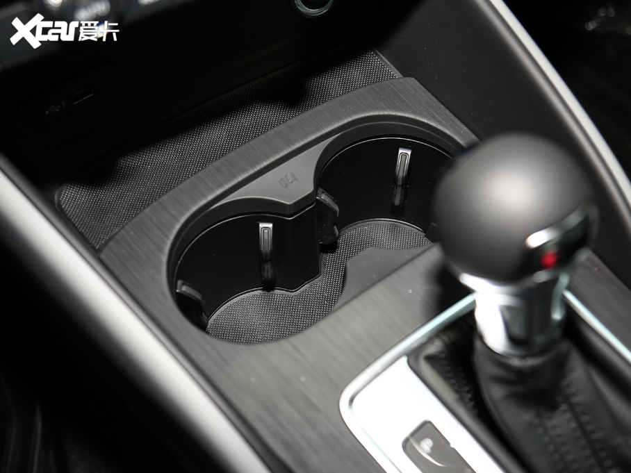 2019��W��A3 Sportback 35 TFSI�r���� ��VI