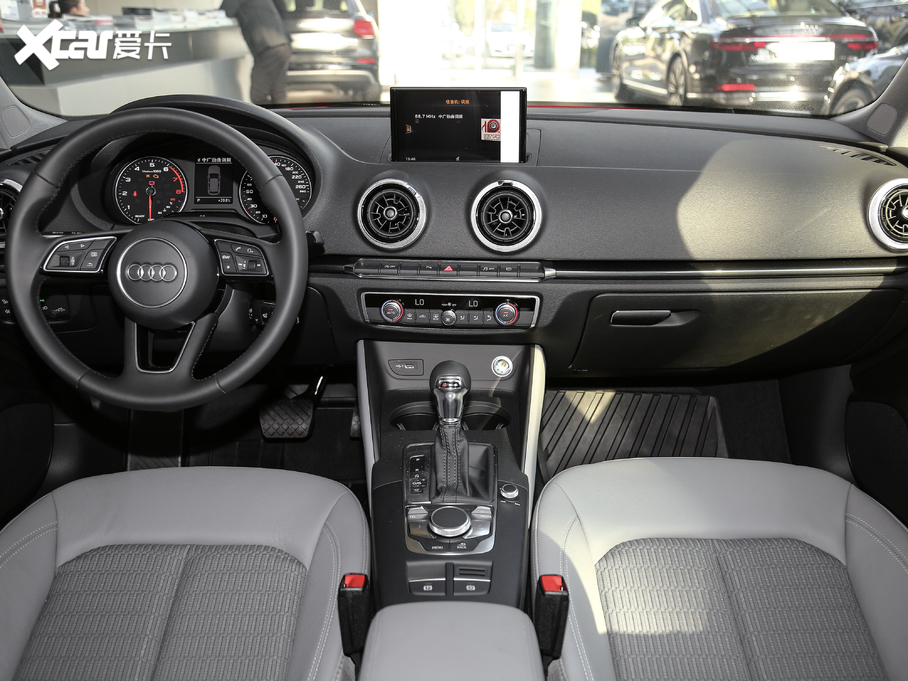 2019WA3 Sportback 35 TFSIr VI