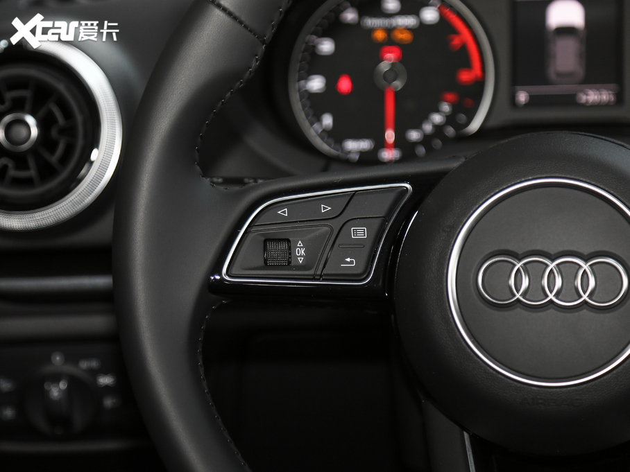 2019WA3 Sportback 35 TFSIr VI