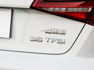 2019Sportback 35 TFSIr V ^