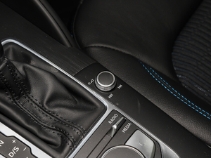 2019Sportback 35 TFSIr V п؅^